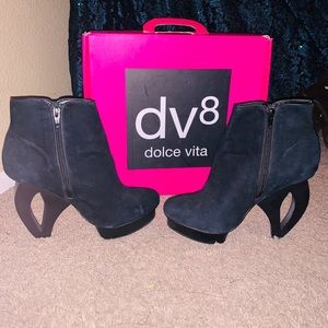 SOLD! Dulce Vita Black Kaylee heels